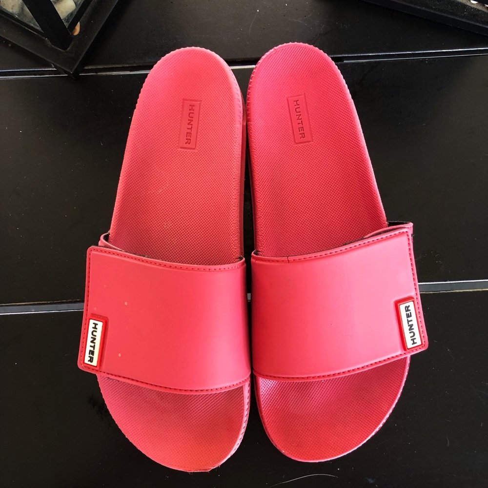 Hip Pink Hunter Slides